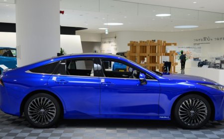 Scientists want the Paris Olympics to dump Toyota’s Mirai as an official car. Here’s why