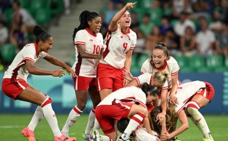 Canada's women beat Colombia to advance to Paris knockout stage