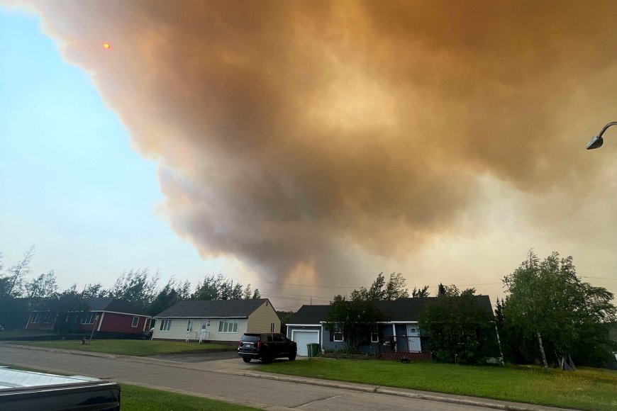 Thousands evacuated as ‘extremely aggressive’ wildfire burns in eastern Canada