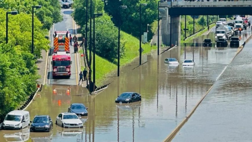 Toronto reels from floods and power cuts after severe storms