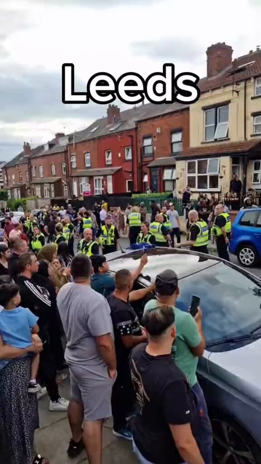 Riots in Leeds : Several arrests made - West Yorkshire Police