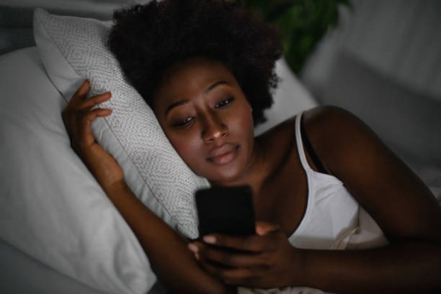 Psychologist reveals 6 major social media rules to follow after a messy breakup