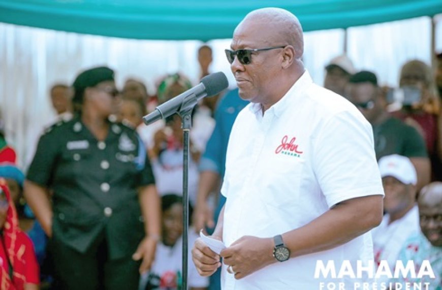 Don't surrender your Ghana card to anybody - Mahama tells Aflao residents