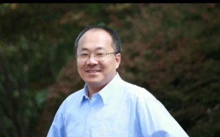 China sentences journalist to jail on spy charges