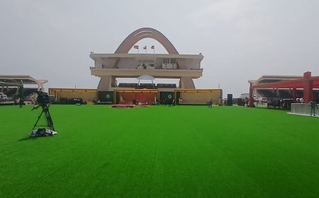 {In-Pictures} Final Preparations Underway at Black Stars Square for Presidential Swearing-In