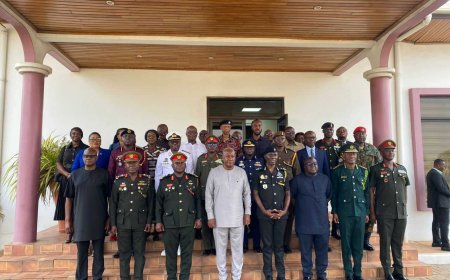 Mahama Meets Security Chiefs Ahead of Peace Mission to Bawku