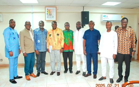 Road Minister Holds Crunch Talks with Contractors Over Gov't Debt, Road Toll and Funding