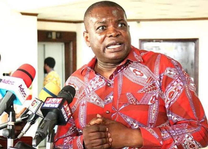 Roads Minister Sets Price Ceiling on Cement at GH¢95 for Road Projects