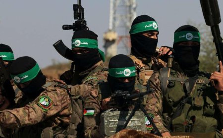 Hamas Refuses to Disarm Without Palestinian Statehood, Deepening Rift in Gaza Peace Efforts