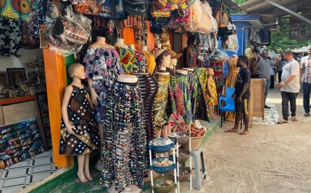 Tour Guides Accused of Undermining Arts Centre Businesses in Accra