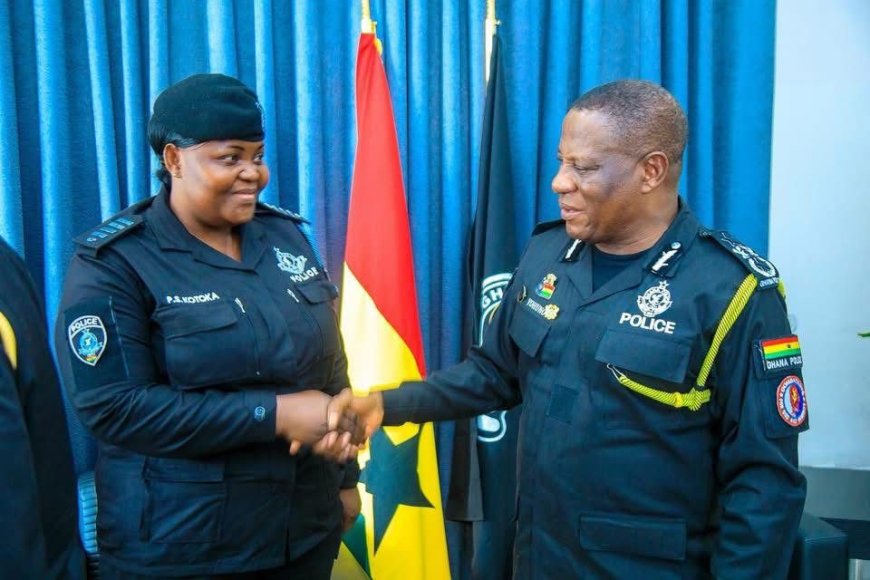 IGP Promotes Duo for Foiling Night Robbery