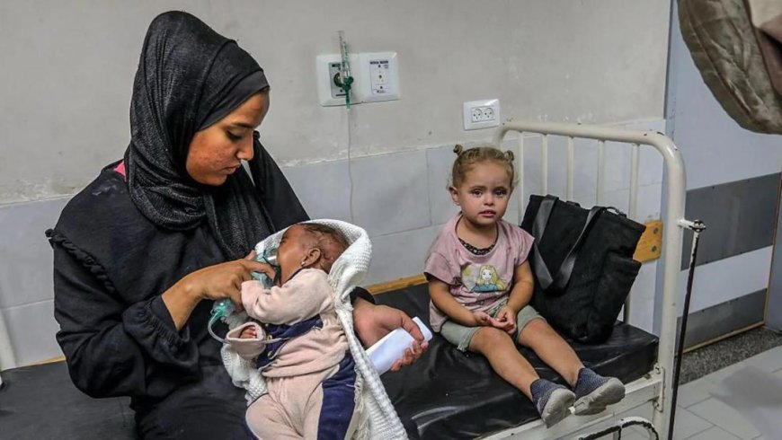 Ten Sick Gazan Children Arrive in UK for Treatment